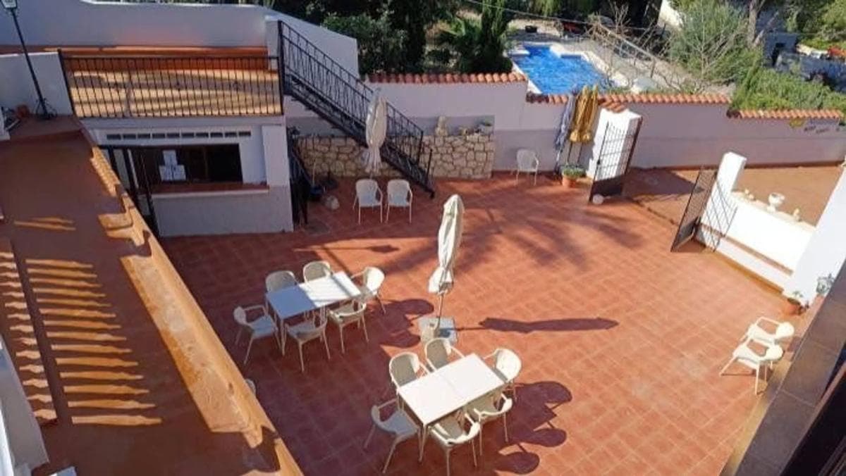 Propiedades en venta y alquiler en España photo 2
