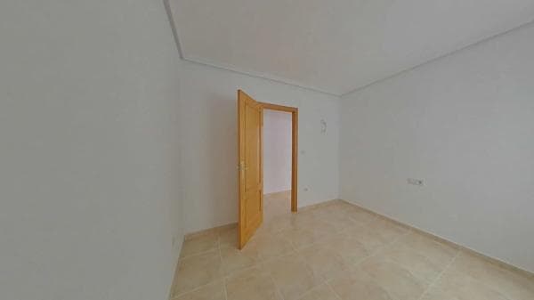 Sprzedaż mieszkania w Calle Apolo, Torrevieja
photo 1