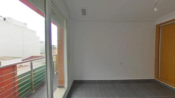 Venta de piso en Calle Maria Parodi, Torrevieja
thumbnail 2