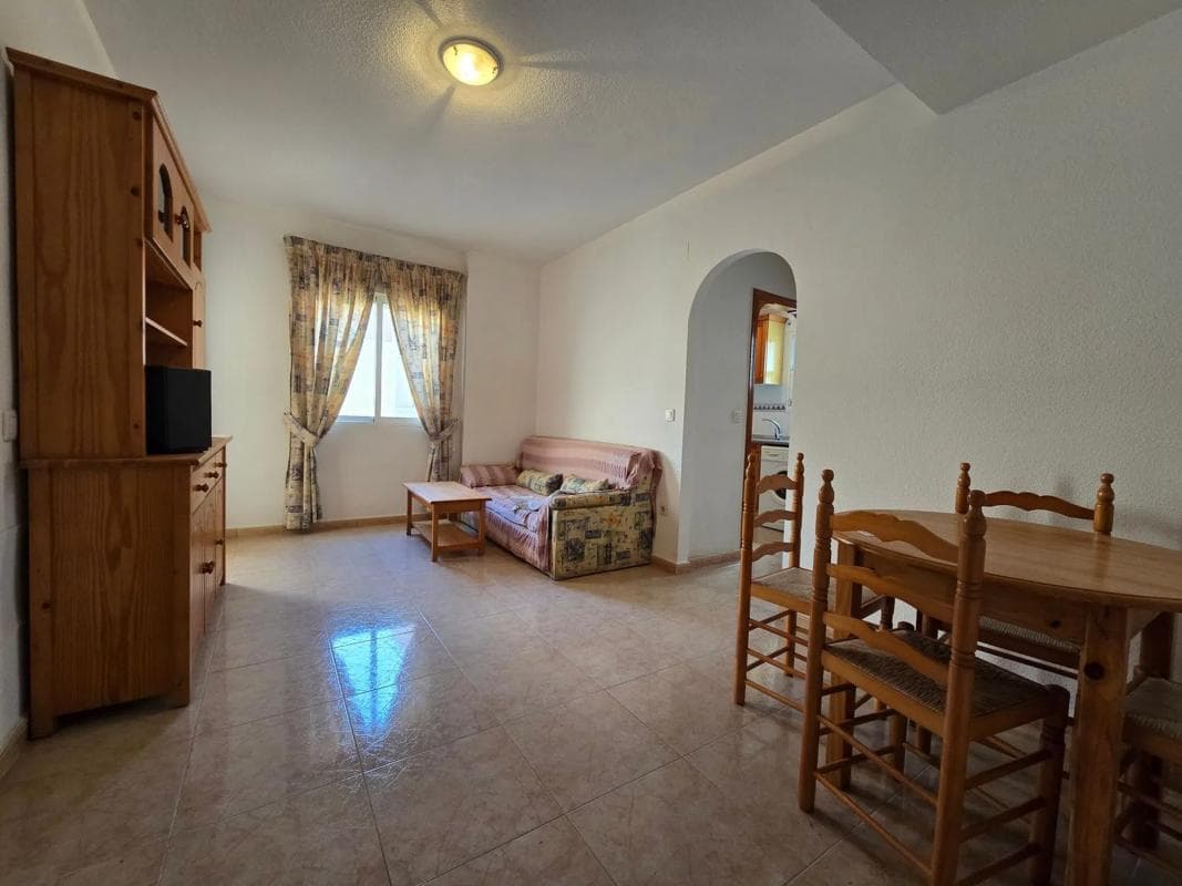 Sprzedaż mieszkania w CL BILBAO, Torrevieja
photo 4