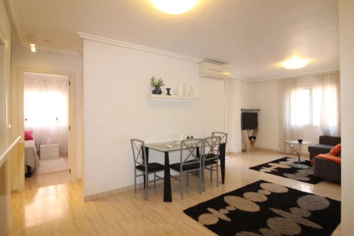 Sprzedaż mieszkania w Barrio El Molino, Torrevieja
photo 5