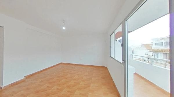 Venta de piso en Barrio Puerto Deportivo, Torrevieja
photo 1