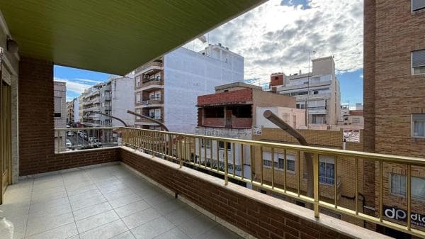 Venta de piso en Calle Caballero de Rodas, 93, Torrevieja
thumbnail 1