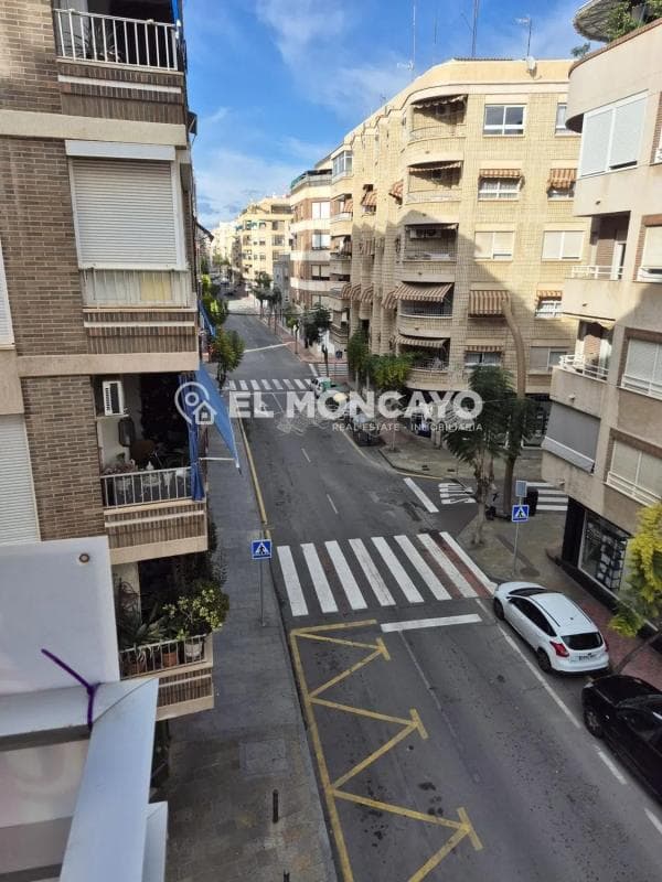 Sprzedaż mieszkania w Calle Clavel, Torrevieja
photo 2