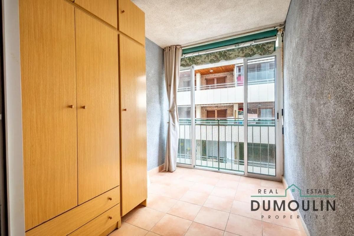 Sale of apartment in Calle Beniel, Torrevieja
photo 3