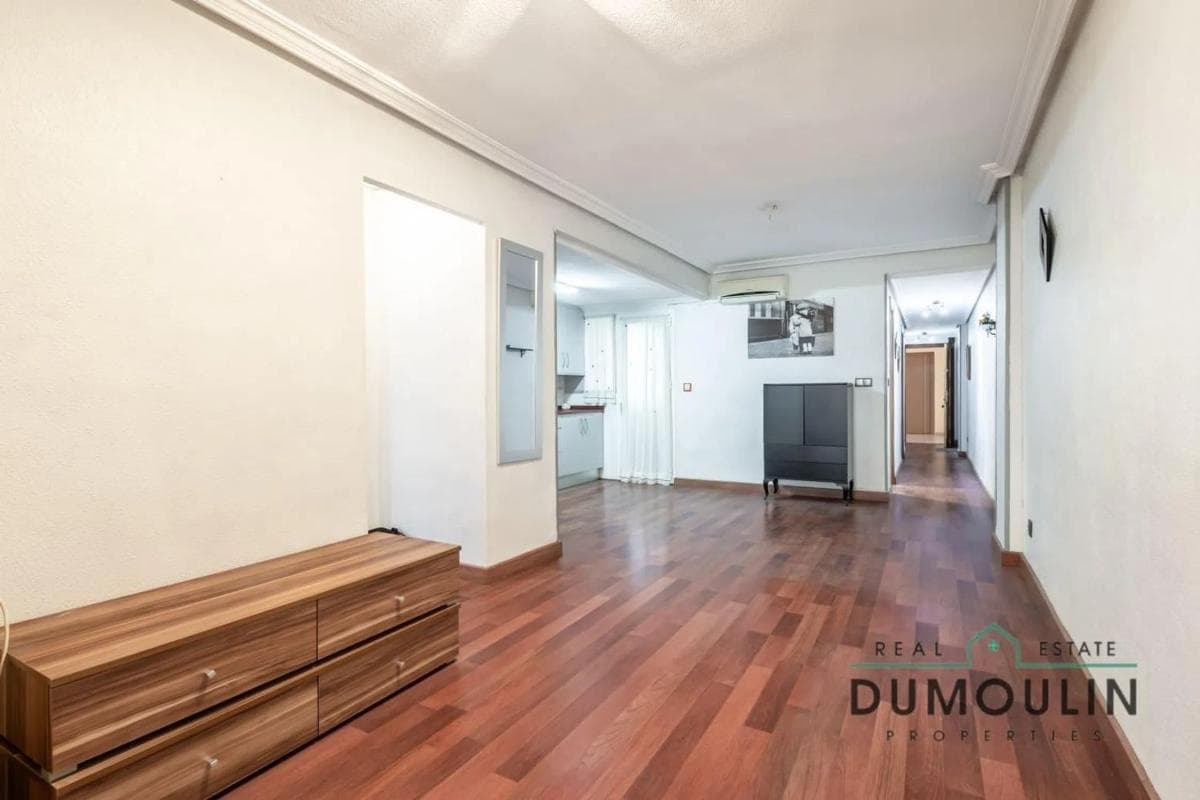 Sale of apartment in Calle Beniel, Torrevieja
photo 5