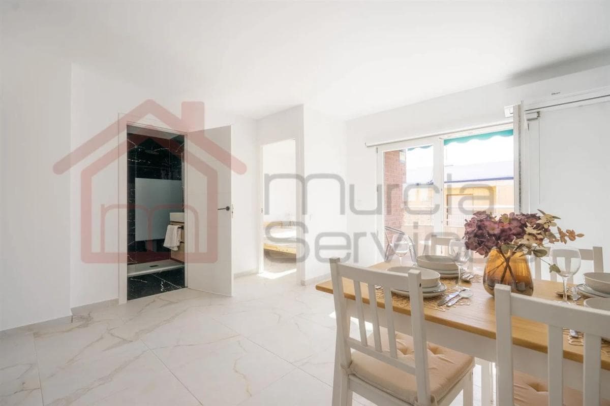 Sale of apartment in Calle San Miguel de Salinas, Torrevieja
photo 3