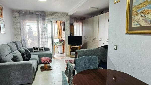 Venta de piso en Calle Almoradí, Torrevieja
thumbnail 2