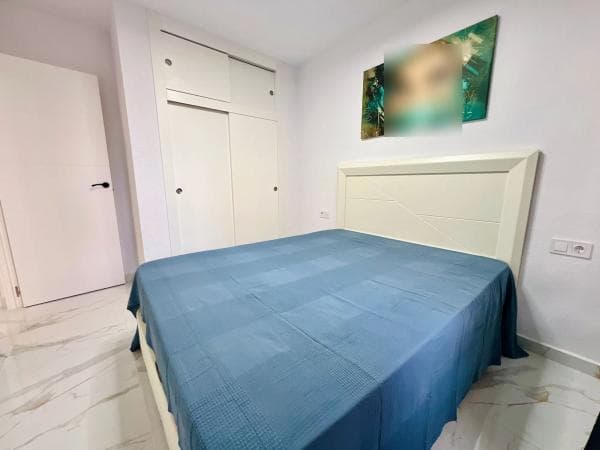 Sale of flat in UR MAR AZUL, 3, Torrevieja
photo 1
