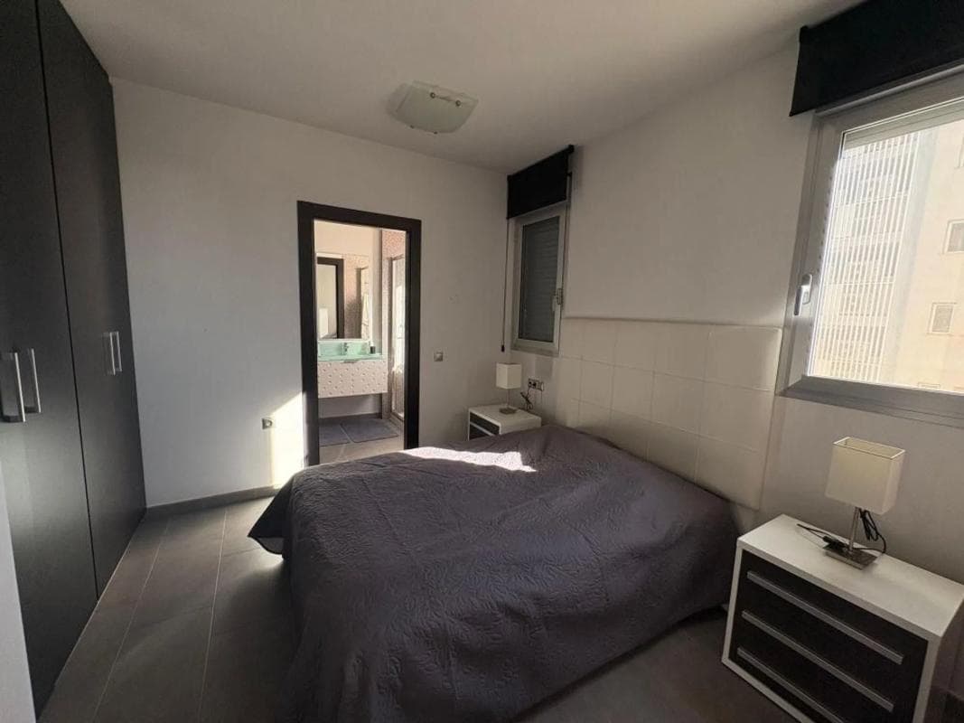 Sale of apartment in Barrio El Acequión, Torrevieja
photo 3