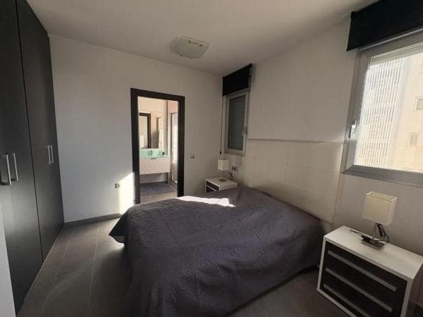 Sale of flat in Barrio El Acequión, Torrevieja
thumbnail 2