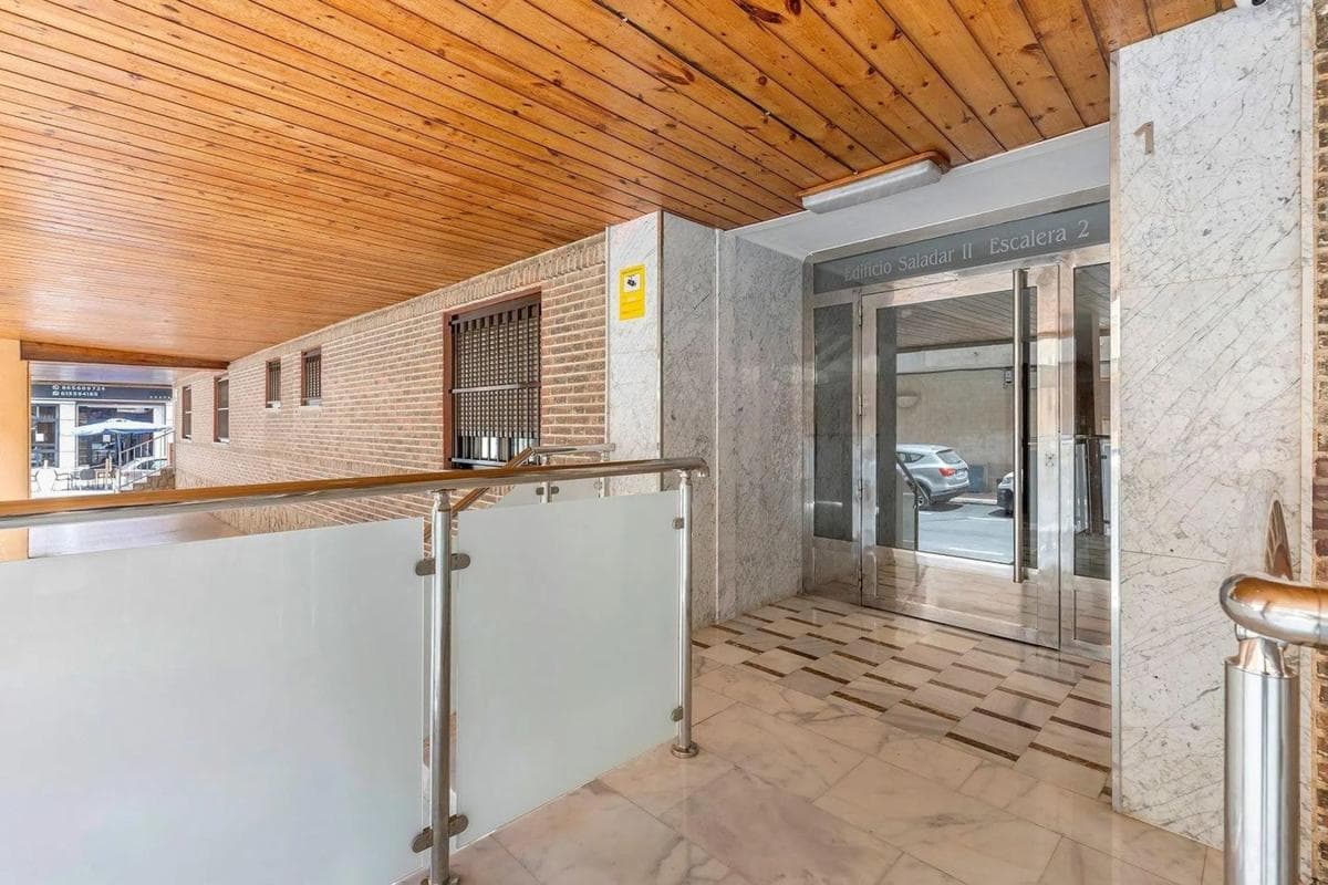 Sale of apartment in Barrio El Acequión, Torrevieja
photo 4