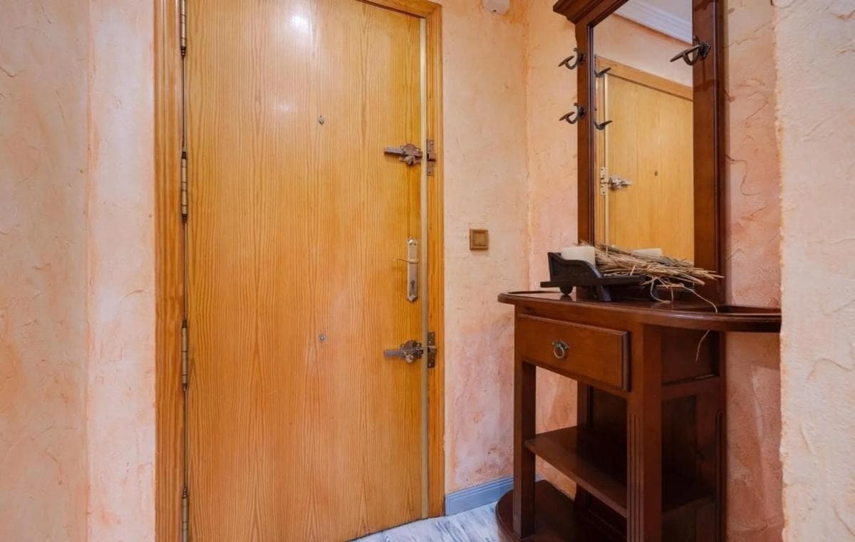 Sale of apartment in Barrio El Acequión, Torrevieja
photo 5