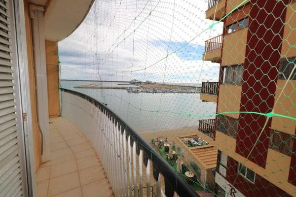 Venta de piso en Avenida Doctor Gregorio Marañón, Torrevieja
photo 1