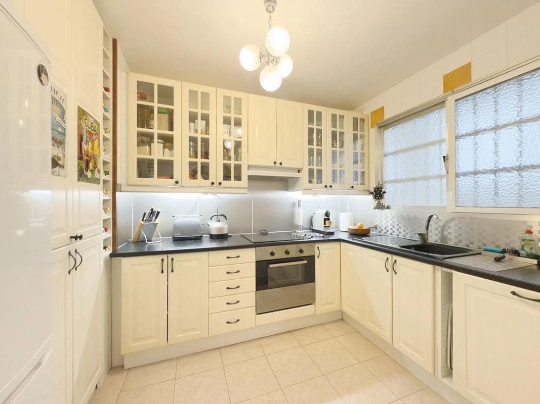 Sale of apartment in Barrio El Acequión, Torrevieja
photo 5