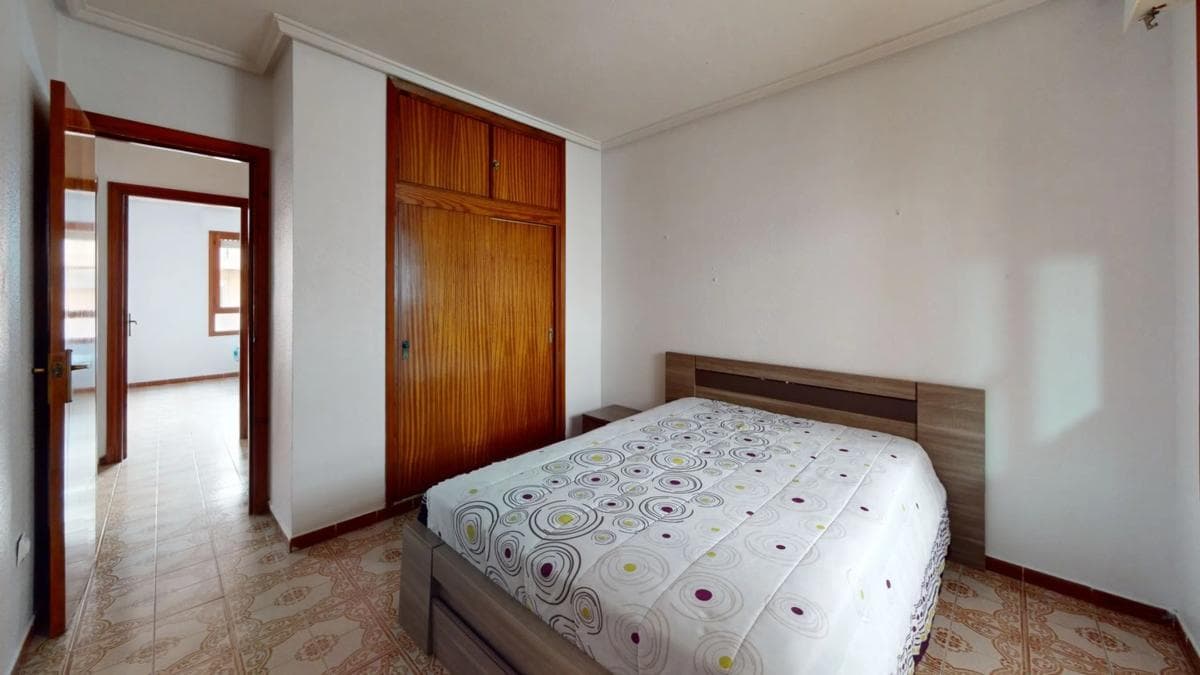 Sprzedaż mieszkania w CL SAN MIGUEL DE SALINAS, 7, Torrevieja
photo 5