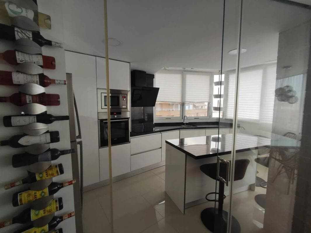 Venta de piso en Barrio Los Europeos, Torrevieja
photo 3