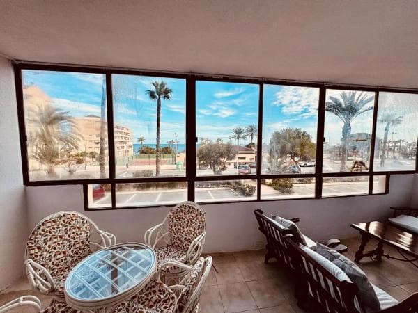 Venta de piso en Barrio Cabo Cervera, Torrevieja
thumbnail 1