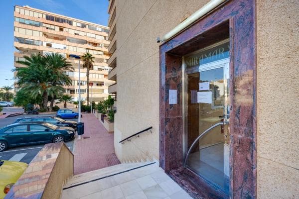 Venta de piso en Paseo de la Brisa, Torrevieja
thumbnail 1