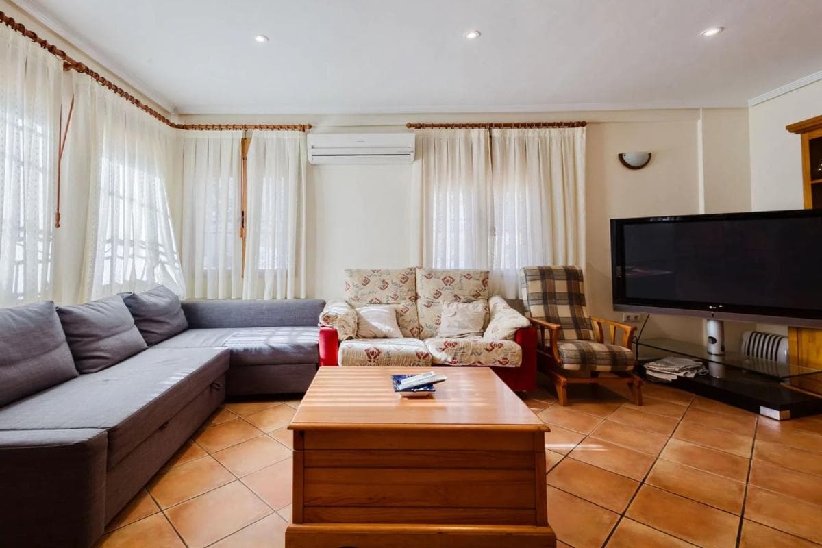 Venta de piso en Barrio Los Europeos, Torrevieja
photo 3