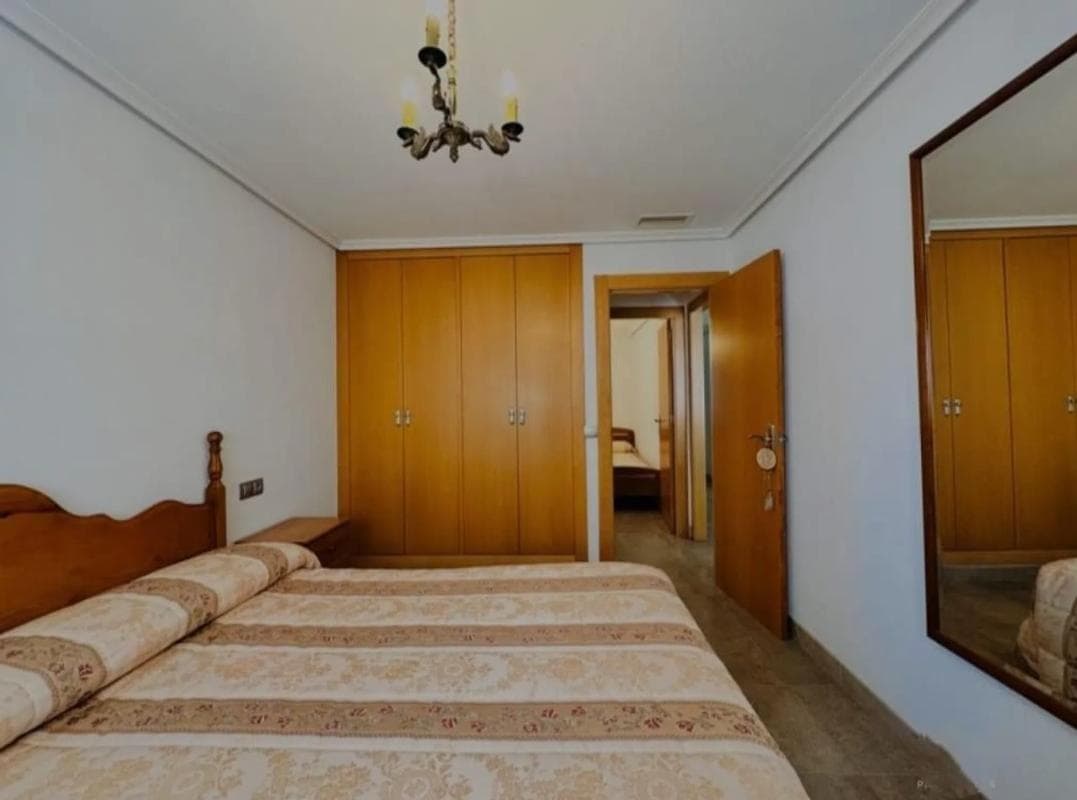 Venta de piso en Barrio Gaspar Perrelló, Torrevieja
photo 3