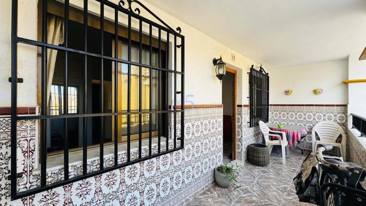 Sprzedaż mieszkania w Barrio La Veleta, Torrevieja
photo 5