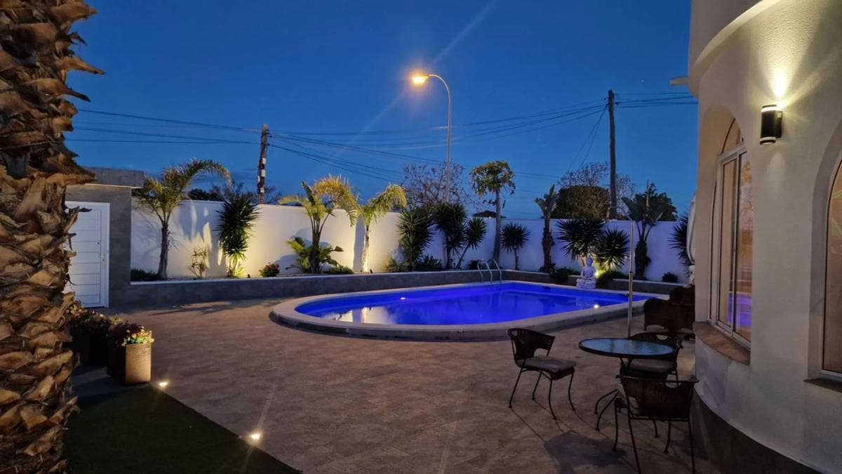 Venta de chalet independiente en Barrio La Siesta - El Salado - Torreta, Torrevieja
photo 4