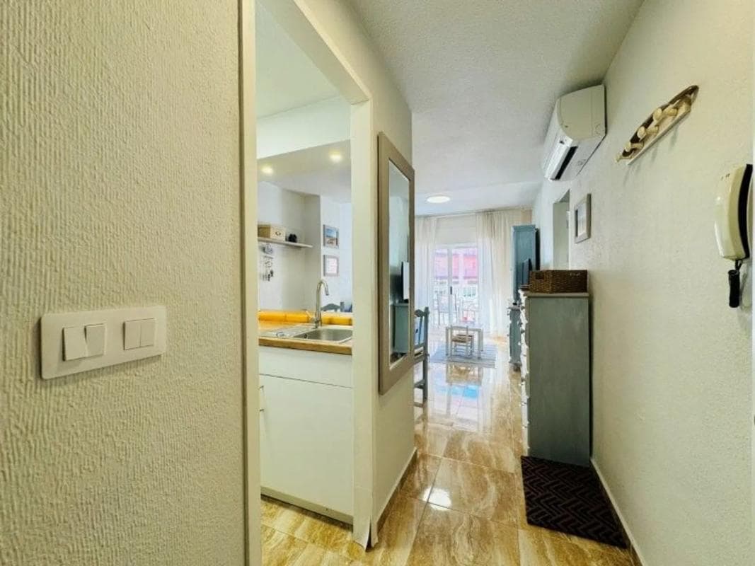 Venta de piso en Barrio La Siesta - El Salado - Torreta, Torrevieja
photo 4