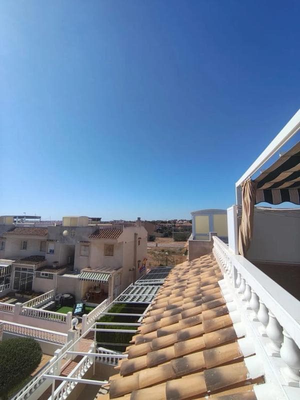 Venta de piso en Barrio La Siesta - El Salado - Torreta, Torrevieja
photo 3
