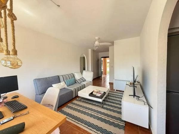 Chalet independiente en venta en Barrio La Siesta - El Salado - Torreta, Torrevieja
thumbnail 2