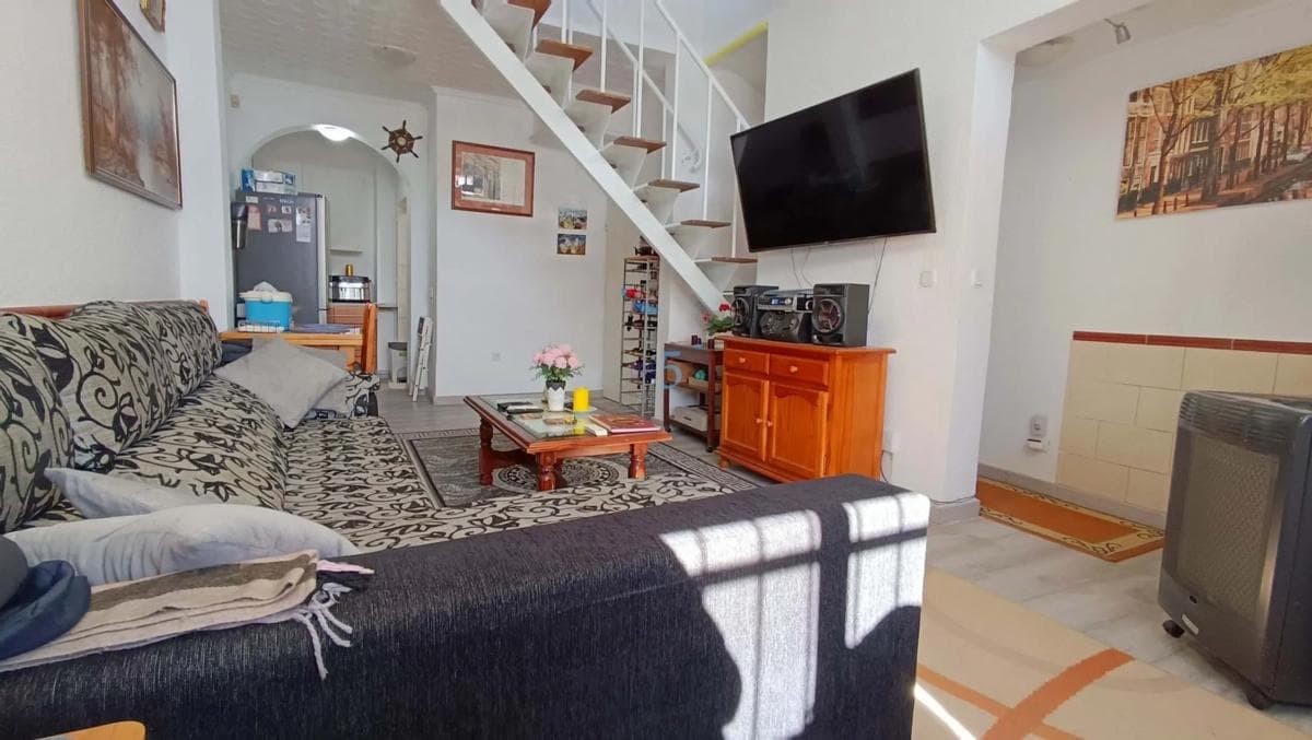 Venta de chalet independiente en Barrio La Siesta - El Salado - Torreta, Torrevieja
photo 2