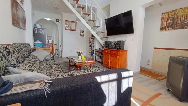 Chalet independiente en venta en Barrio La Siesta - El Salado - Torreta, Torrevieja
thumbnail 1