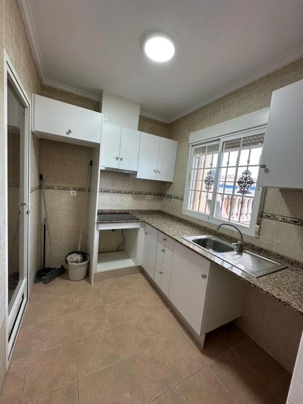 Venta de chalet independiente en Barrio La Siesta - El Salado - Torreta, Torrevieja
photo 3