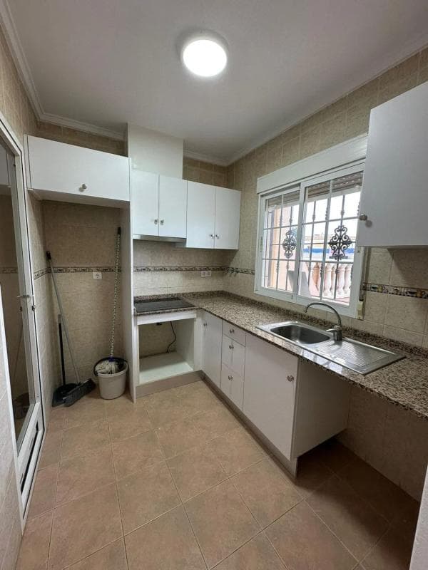 Venta de chalet independiente en Barrio La Siesta - El Salado - Torreta, Torrevieja
photo 4