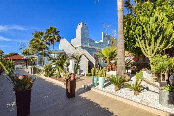 Chalet pareado en calle Lope de Vega thumbnail 1