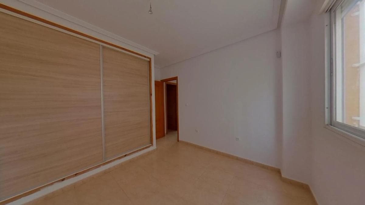 Sprzedaż mieszkania w Calle Bella Antonia, Torrevieja
photo 2
