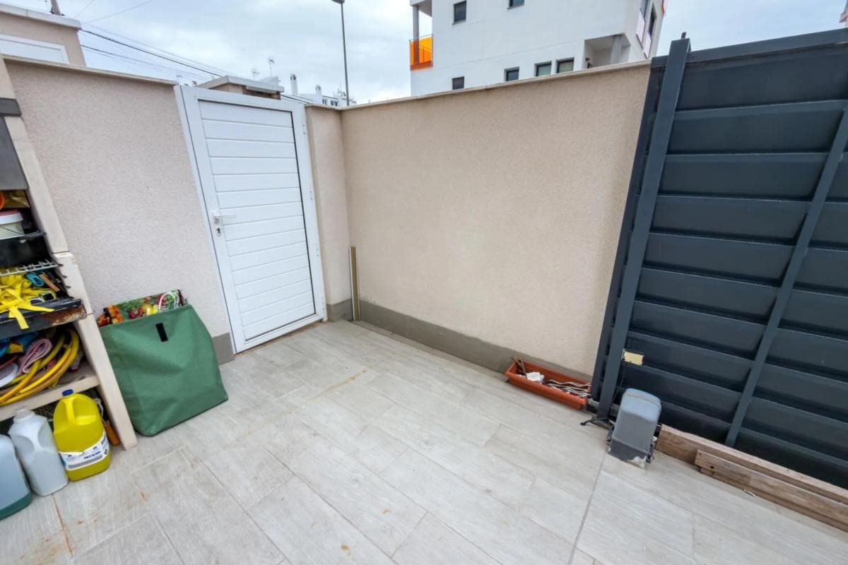 Sprzedaż mieszkania w Calle Santa Petra, Torrevieja
photo 5