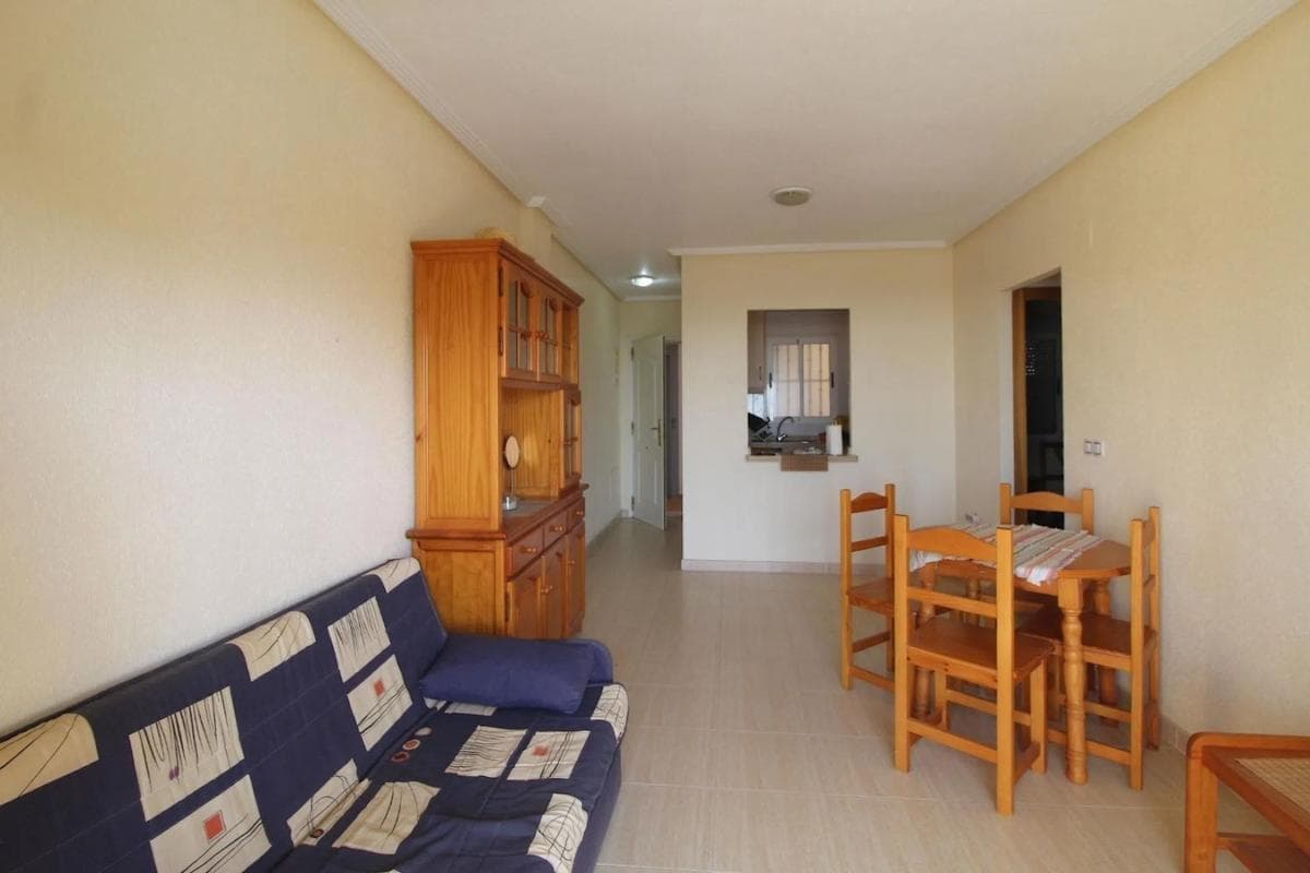 Sprzedaż mieszkania w Calle Maite Pagazaurtundua Ruiz, Torrevieja
photo 5