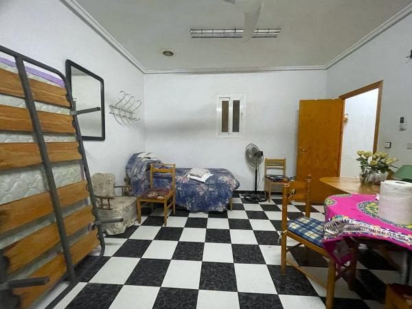 Venta de piso en Calle Finlandia, Torrevieja
thumbnail 2