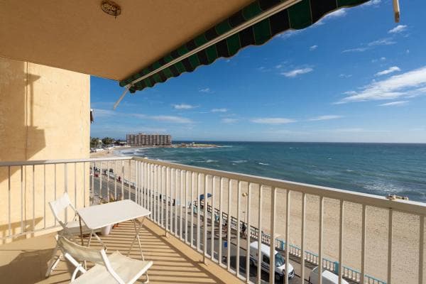 Venta de piso en Avenida Doctor Mariano Ruiz Canovas, Torrevieja
thumbnail 1