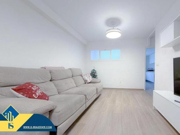 Venta de piso en Barrio Playa de los Locos, Torrevieja
photo 1