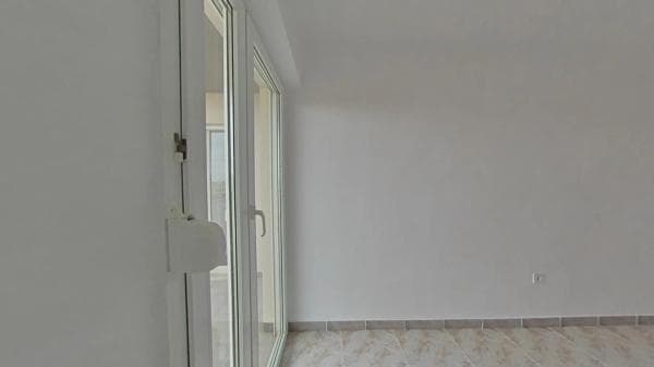 Venta de piso en Avenida Alfredo Nobel, Torrevieja
thumbnail 1