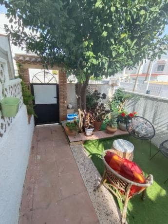 Venta de piso en Barrio Zona los Frutales, Torrevieja
thumbnail 1