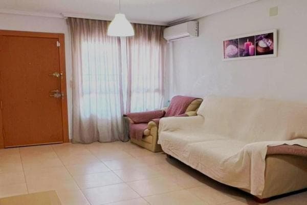Venta de piso en Calle Suecia, 19, Torrevieja
thumbnail 1