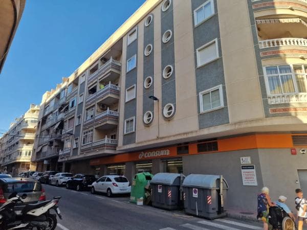 Sprzedaż mieszkania w Calle Félix Rodríguez de la Fuente, 8, Torrevieja
thumbnail 1