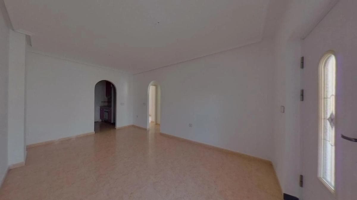 Sale of apartment in Calle paris, Torrevieja
photo 2