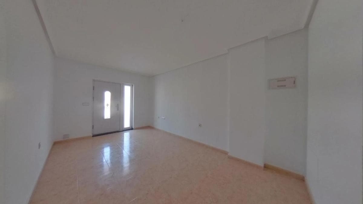 Sale of apartment in Calle paris, Torrevieja
photo 4