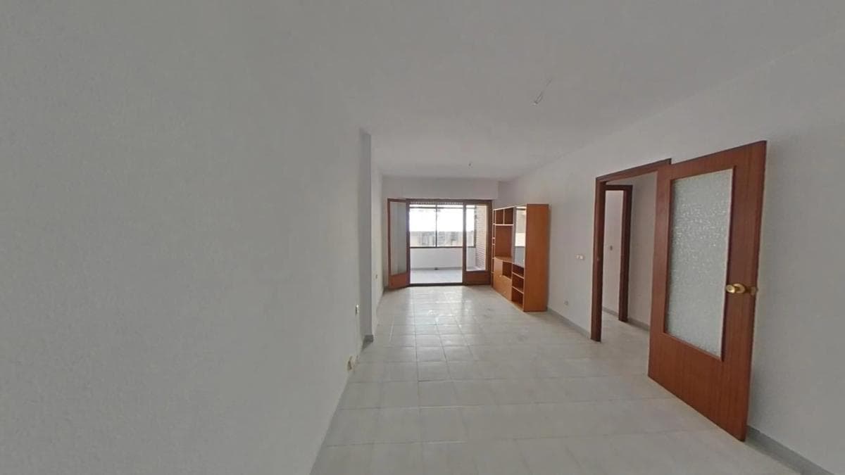 Sale of apartment in Calle Goleta, Torrevieja
photo 2