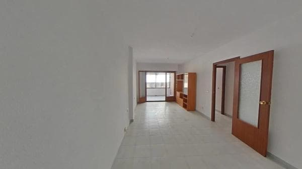 Sale of flat in Calle Goleta, Torrevieja
thumbnail 1