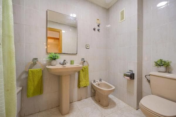 Sale of flat in Calle Félix Rodríguez de la Fuente, Torrevieja
thumbnail 2